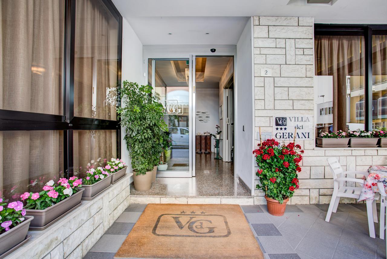 Hotel Villa Dei Gerani Rimini Ngoại thất bức ảnh