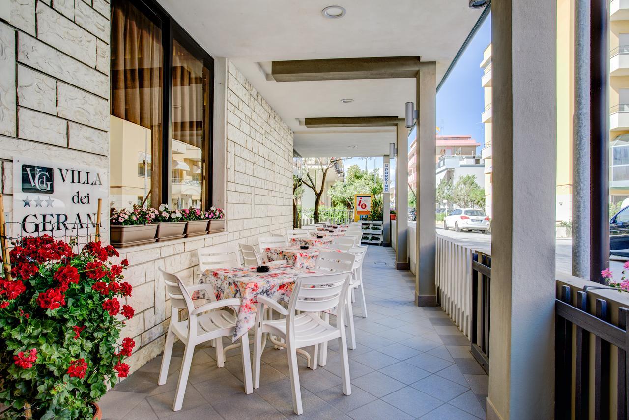 Hotel Villa Dei Gerani Rimini Ngoại thất bức ảnh